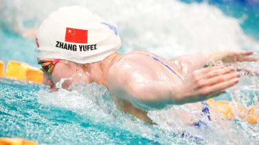 納烏球場上 納烏球場上