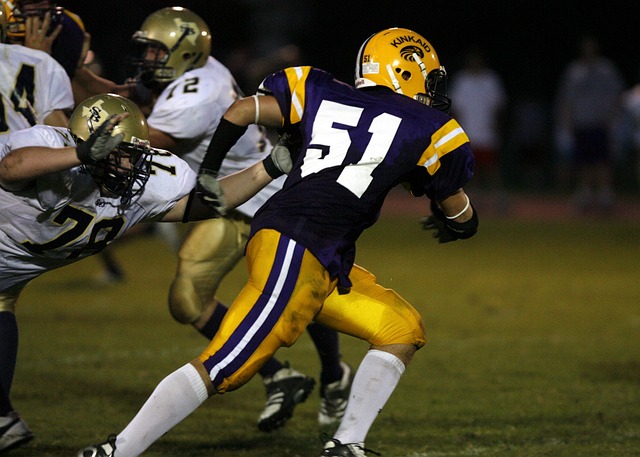 班凯罗35+10+4，状元争锋，浓眉19中5轻松取胜，独行侠重创太阳！.